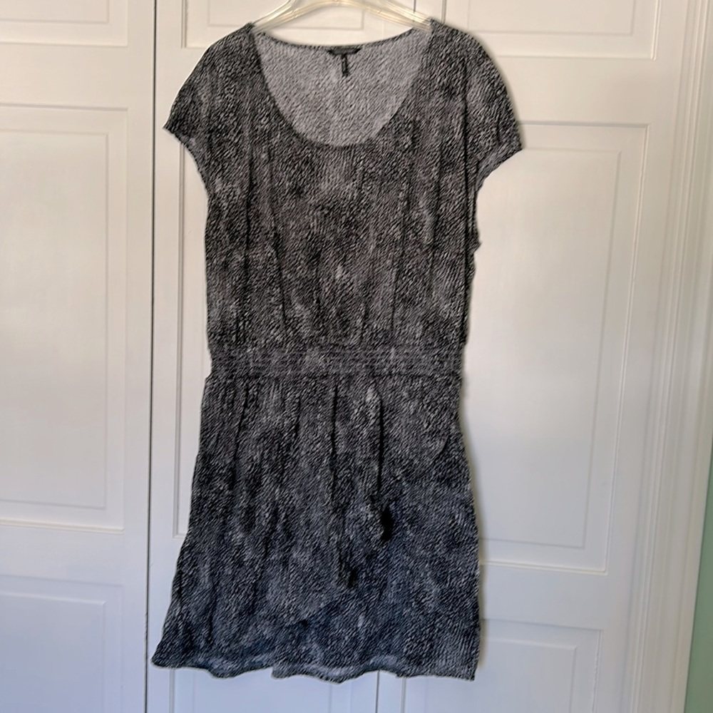 Daisy Fuentes XL Black and White Sleeveless Dress